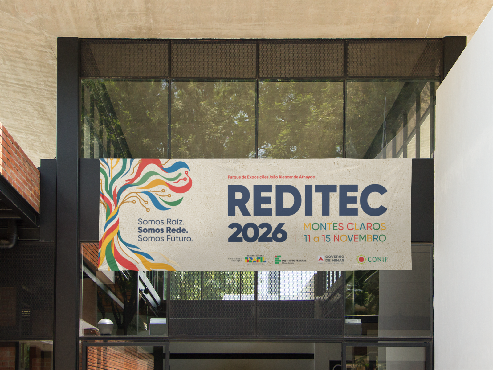 Banner horizontal — entrada